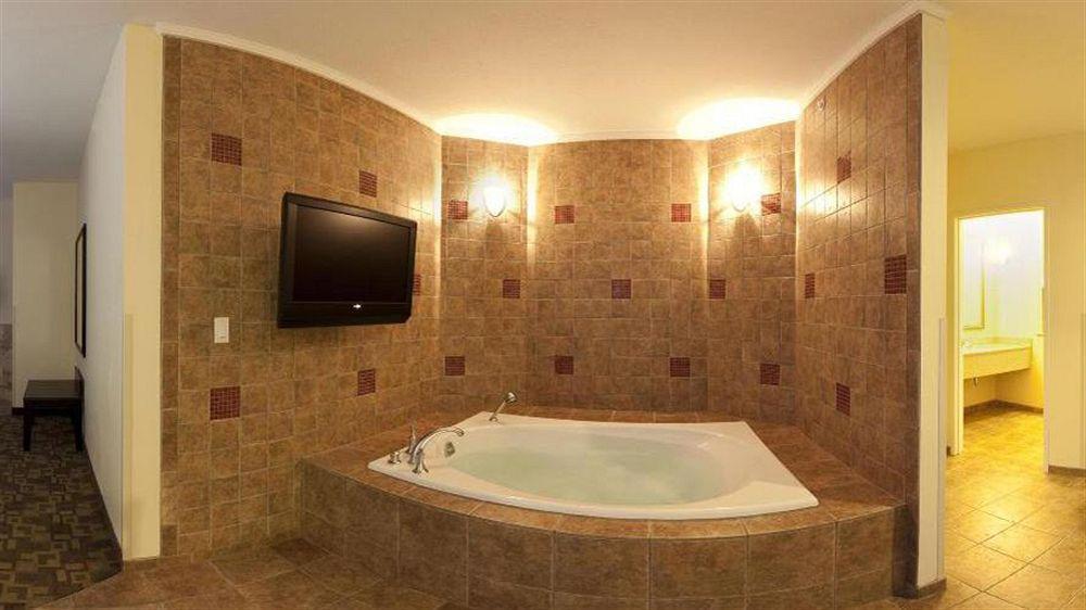 Hotel Downtown - Waterpark By Ihg