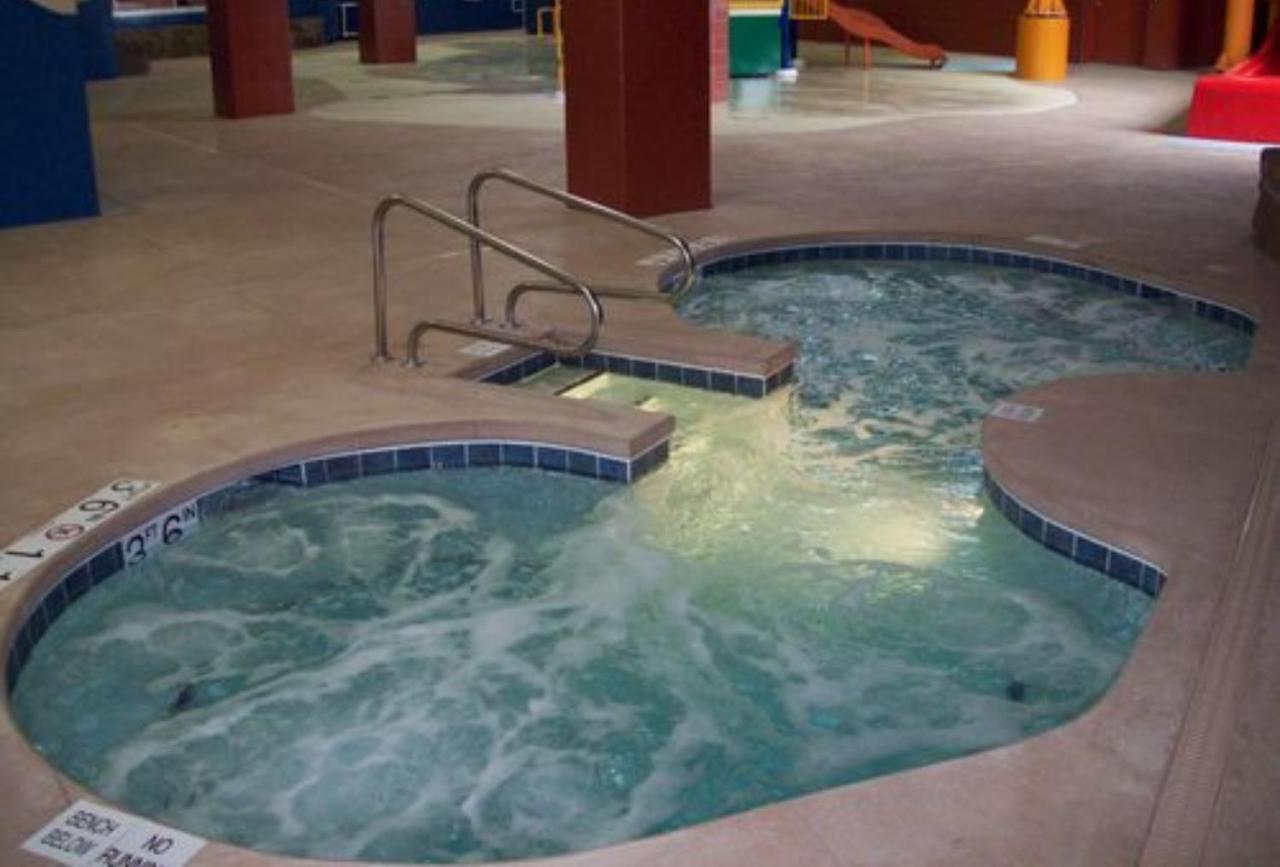 Hotel Downtown - Waterpark By Ihg