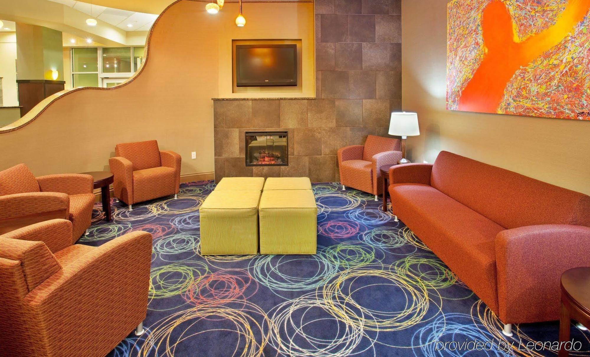 Hotel Downtown - Waterpark By Ihg Omaha
