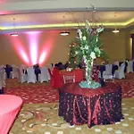 Holiday Inn Omaha Downtown - Waterpark By Ihg 